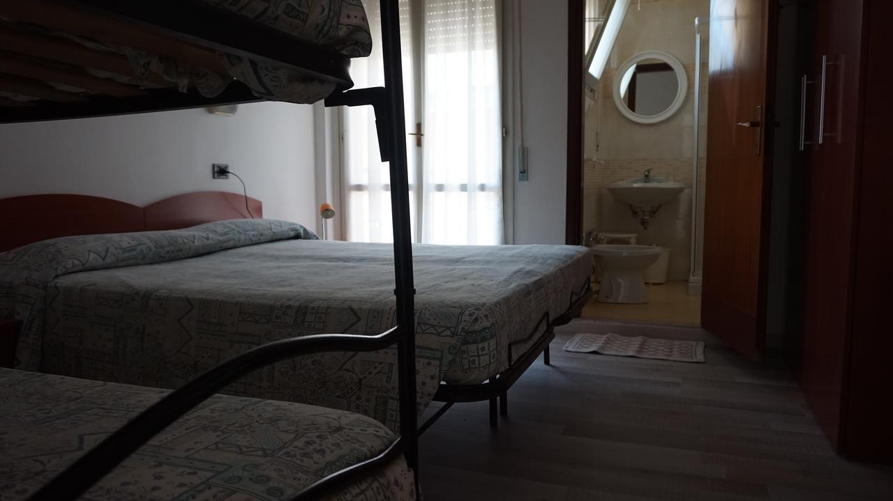 Hotel Daria Rimini Esterno foto