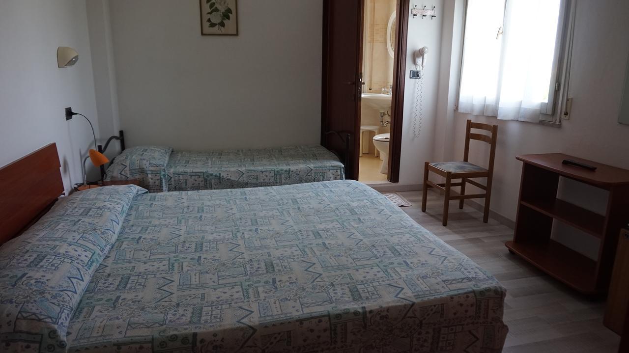 Hotel Daria Rimini Esterno foto