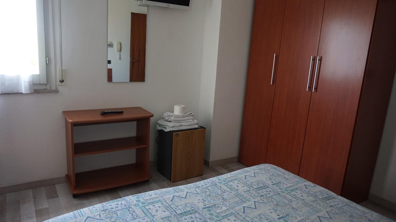 Hotel Daria Rimini Esterno foto