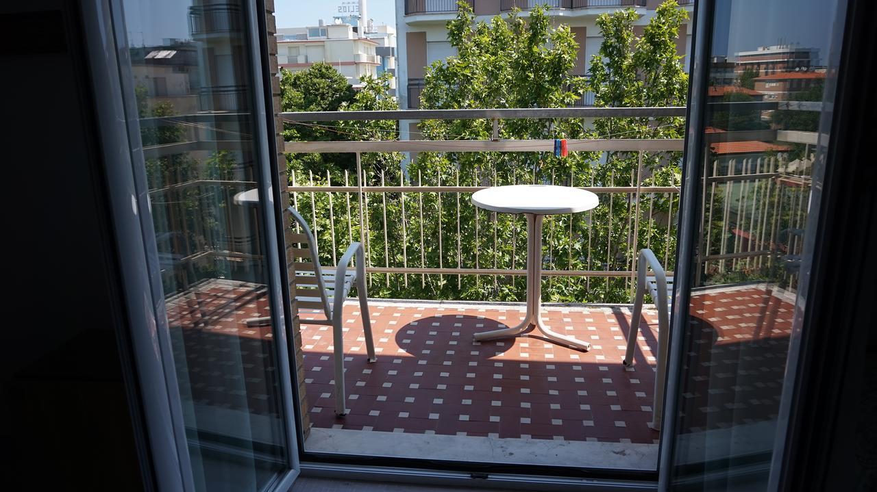 Hotel Daria Rimini Esterno foto
