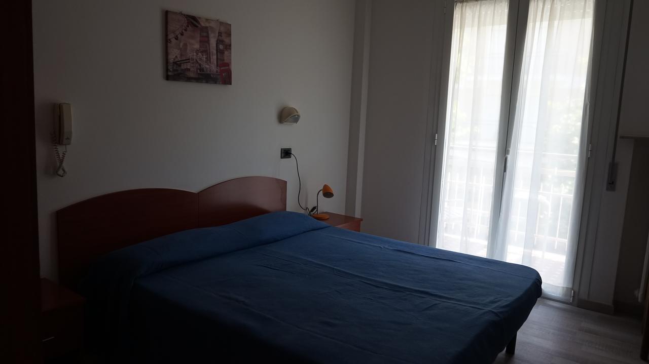 Hotel Daria Rimini Esterno foto