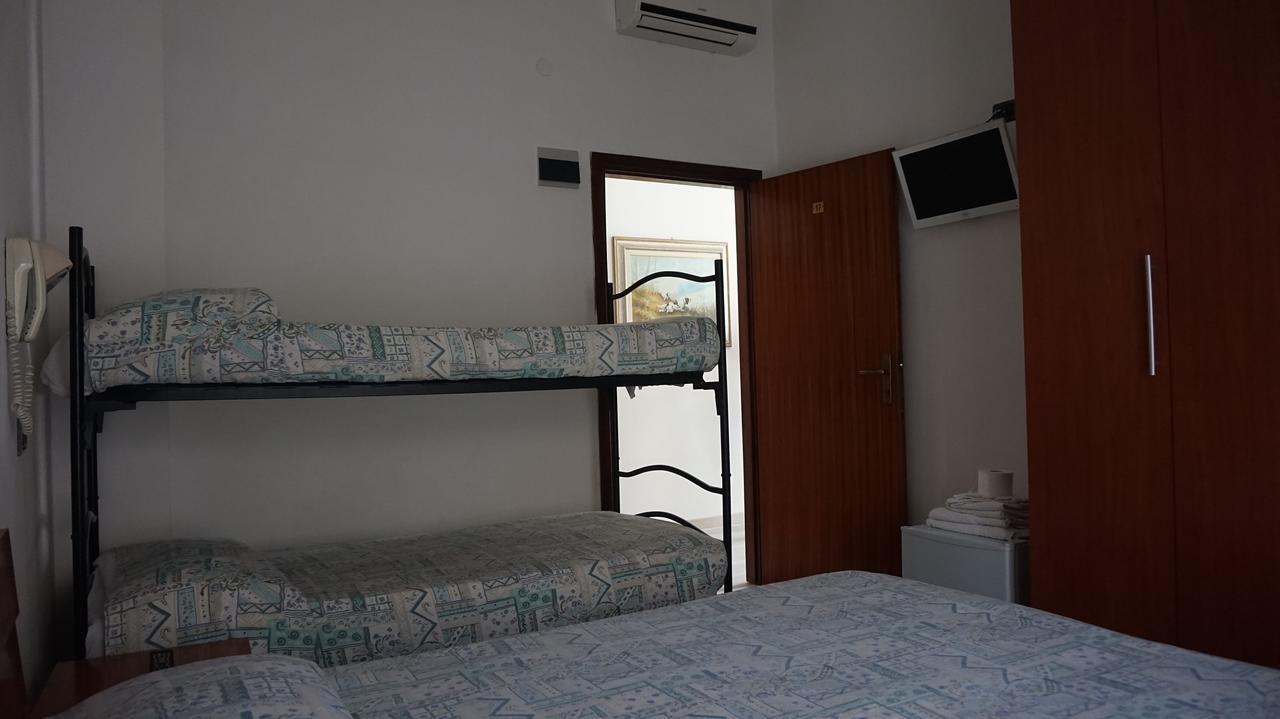 Hotel Daria Rimini Esterno foto
